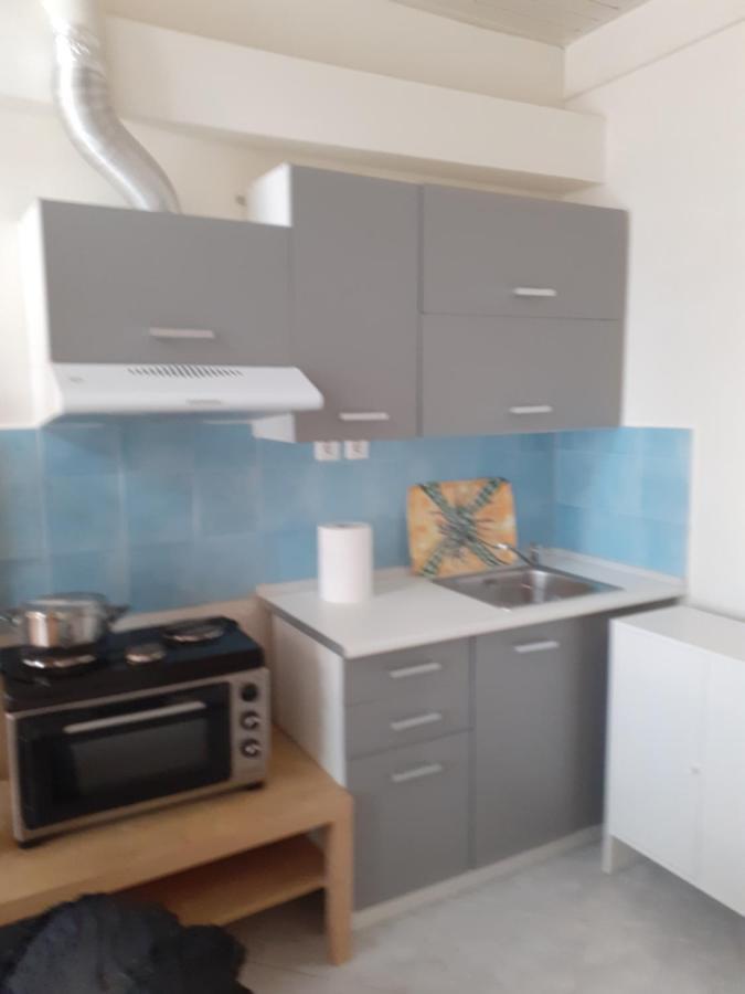 Μαργαριτα Apartment ซาลามีส ภายนอก รูปภาพ